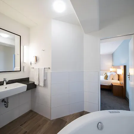 Bilderberg Groot Heideborgh Hotel 4*