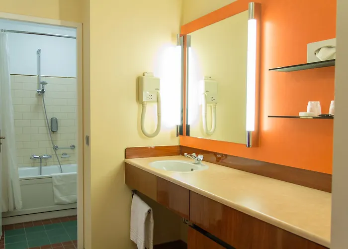 Bilderberg Groot Heideborgh Отель